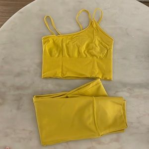 Yellow Alo set